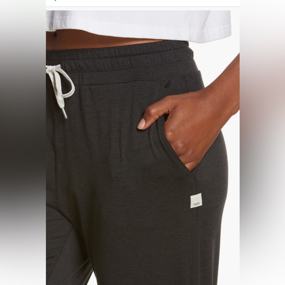 Woman’s Vuori Performance Joggers Size M - Picture 2 of 5
